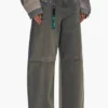 Baggy mit geprägtem Logo