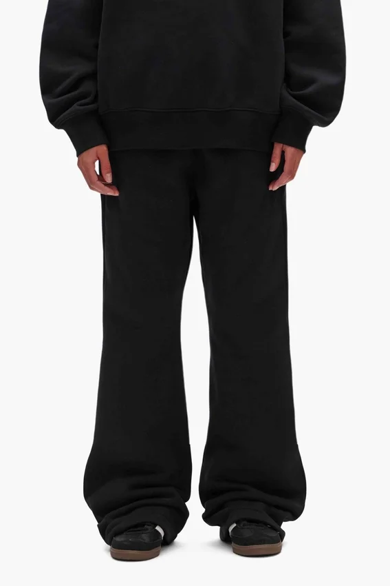 Basic-Jogginghose mit ausgestelltem Bein