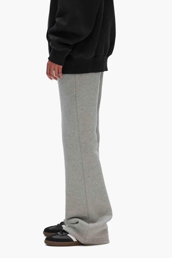 Basic-Jogginghose mit ausgestelltem Bein