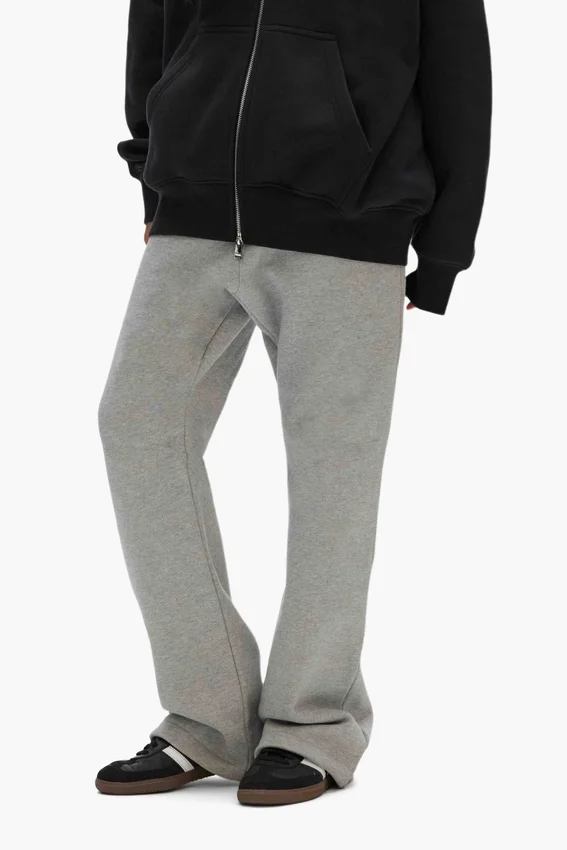 Basic-Jogginghose mit ausgestelltem Bein