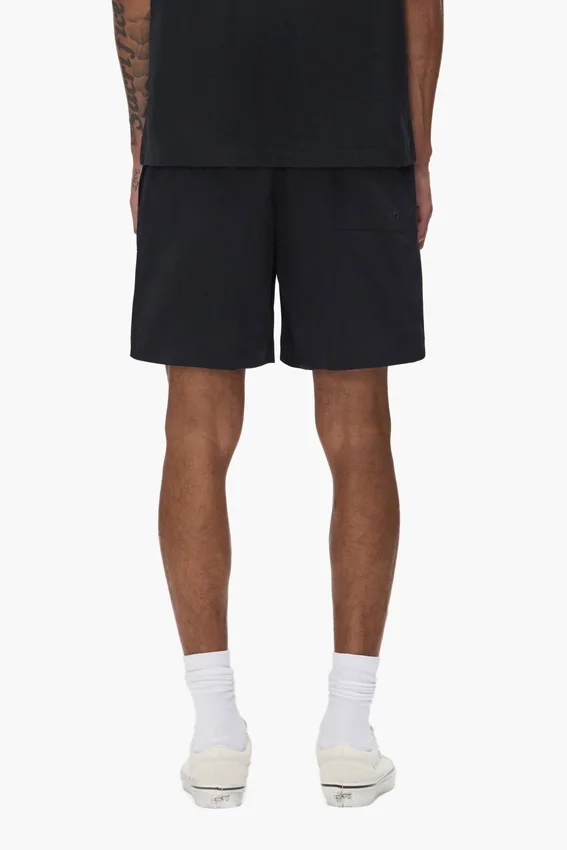 „Half & Half“-Schriftzug rundum – Shorts