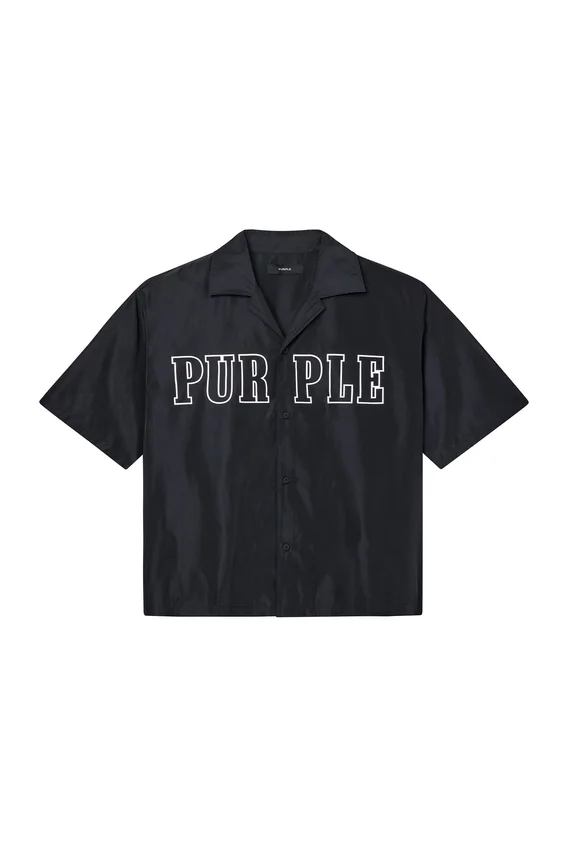 Hemd mit Wordmark-Umriss