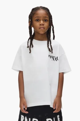 Kinder-T-Shirt mit aufgedrucktem Schriftzug