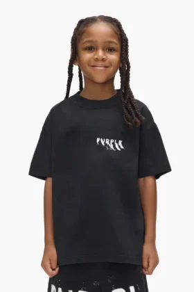 Kinder-T-Shirt mit aufgedrucktem Schriftzug