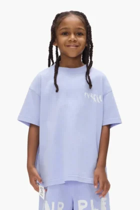 Kinder-T-Shirt mit aufgedrucktem Schriftzug