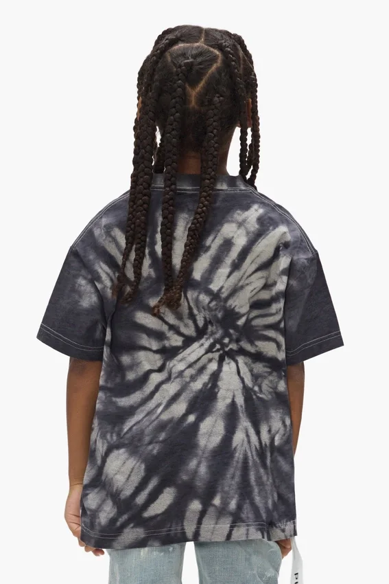 Kinder-T-Shirt „Tri-Wordmark“ im Tie-Dye-Look