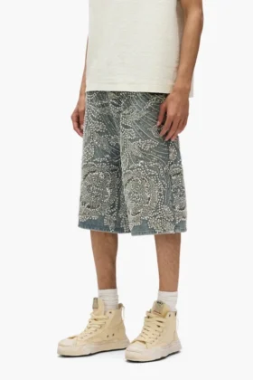 P070 Handperlbestickte & mit Kristallen verzierte Shorts