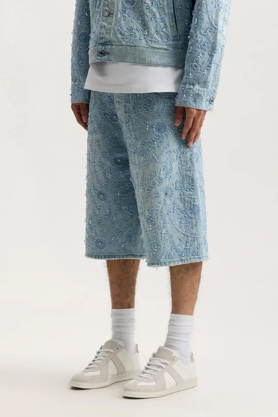 P070 Verzierte Shorts