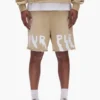 Shorts mit aufgemaltem Schriftzug