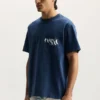 T-Shirt mit bemaltem Schriftzug
