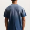 T-Shirt mit schrägem Schriftzug